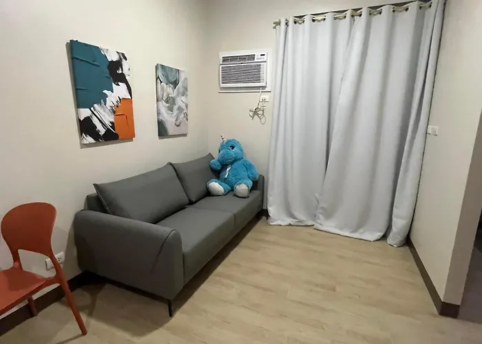 Gentry Manor Balcony View Wifi Tv Walk To Okada Casino 8j Apartment