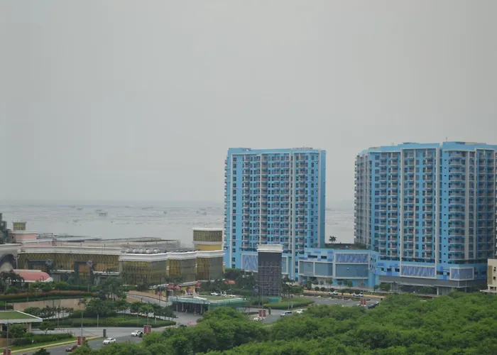 Apartment Gentry Manor Balcony View Wifi Tv Walk To Okada Casino 8j Manila