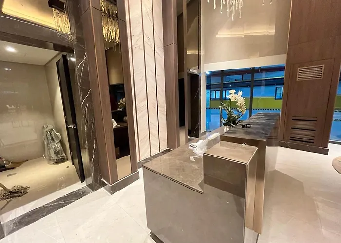 Apartment Gentry Manor Balcony View Wifi Tv Walk To Okada Casino 8j *
