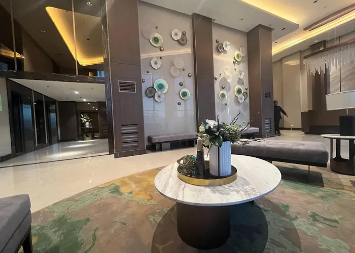 Gentry Manor Balcony View Wifi Tv Walk To Okada Casino 8j Apartment Manila