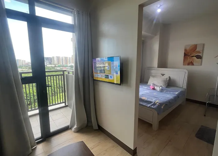 Gentry Manor Balcony View Wifi Tv Walk To Okada Casino 8j Manila